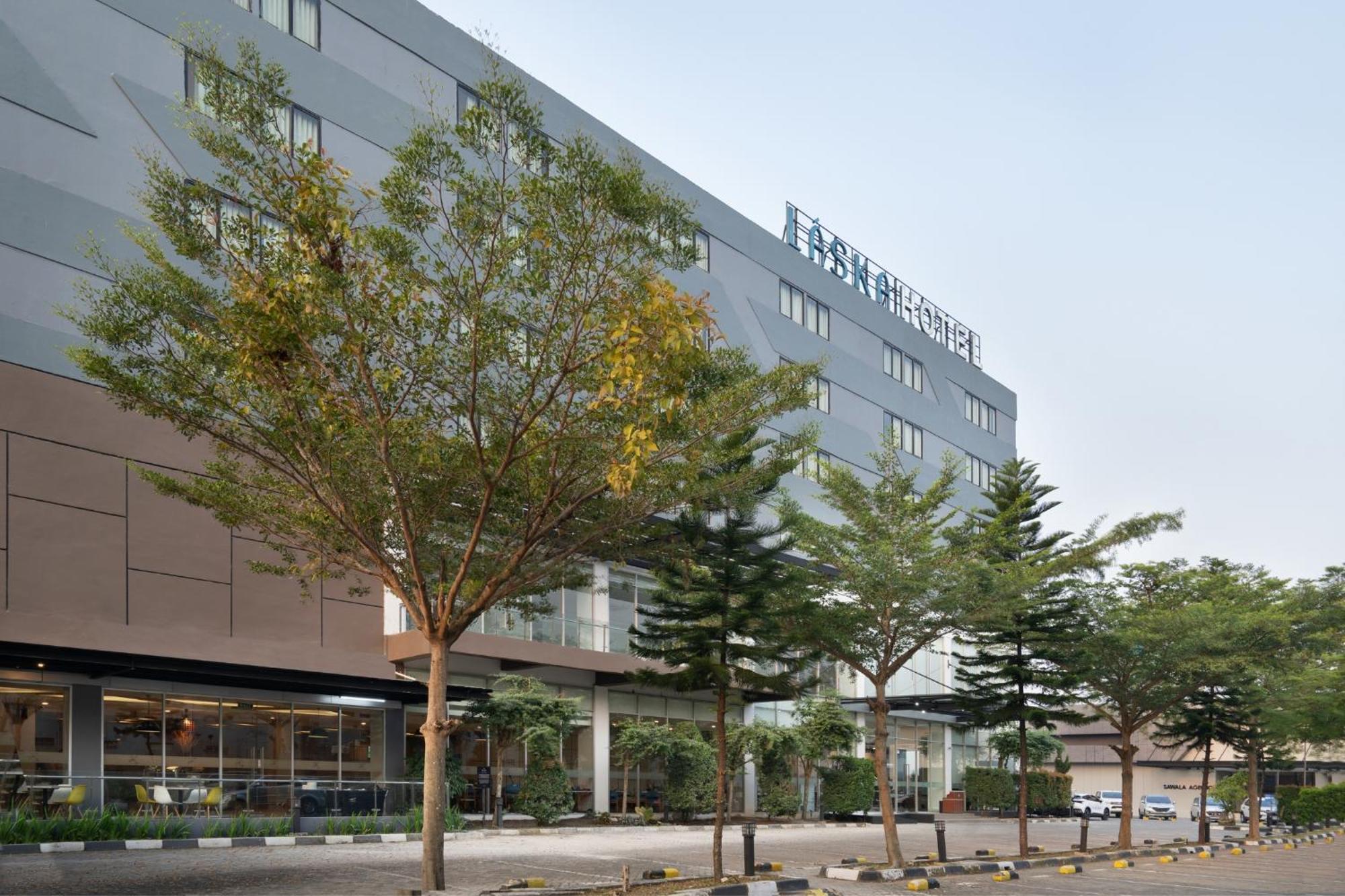 Laska Hotel Subang Buitenkant foto