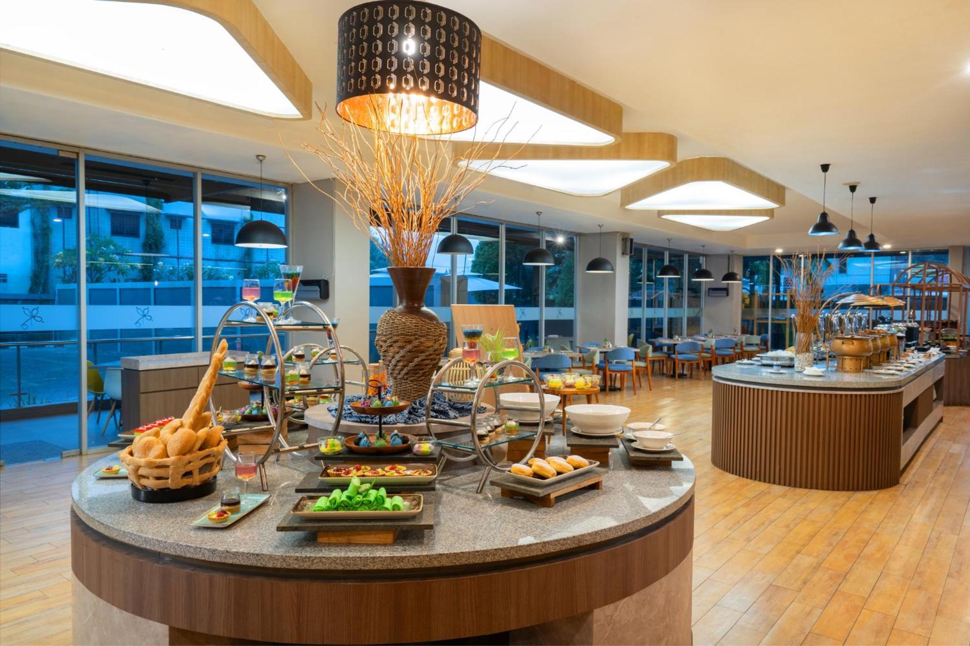 Laska Hotel Subang Buitenkant foto