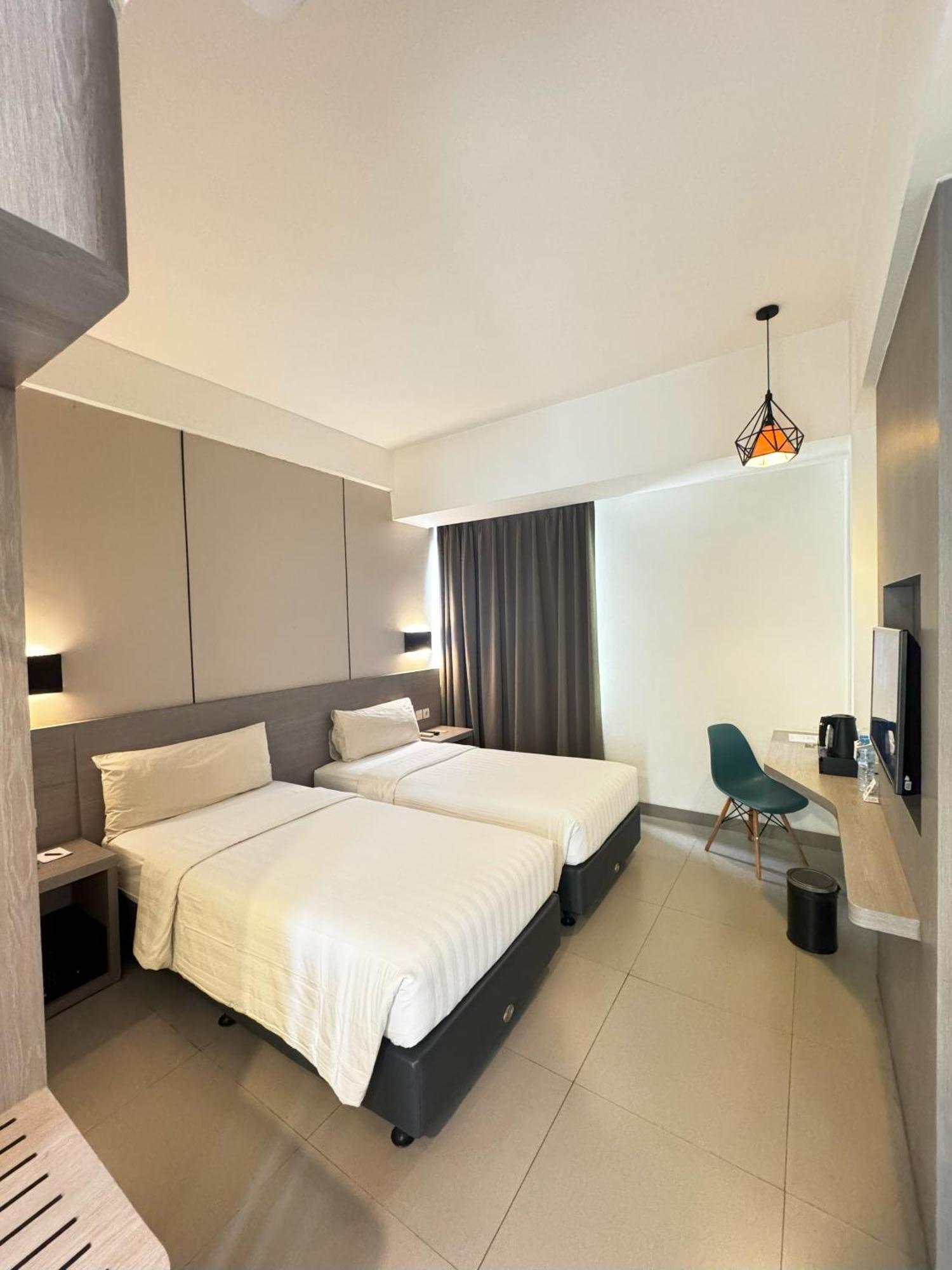 Laska Hotel Subang Buitenkant foto